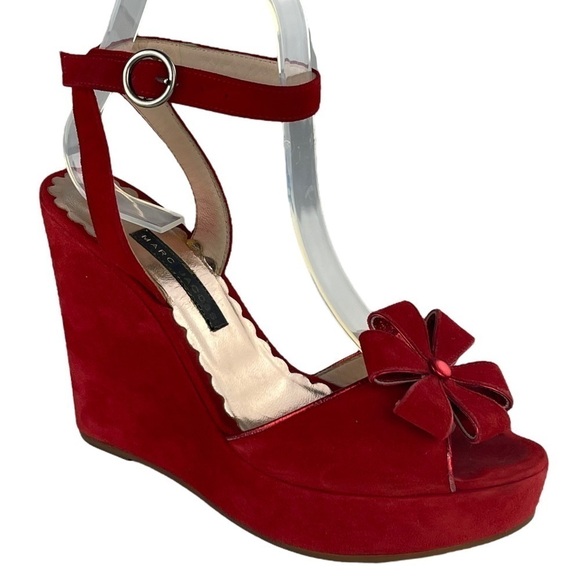 MARC JACOBS PEEP TOE FLOWER EMBELLISHED SUEDE WEDGE SANDAL HEELS - Picture 10 of 14